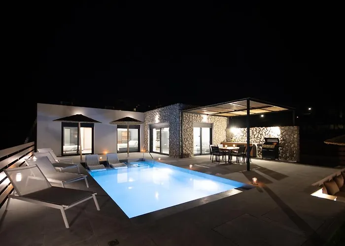 Terra Secreta Luxury Villas